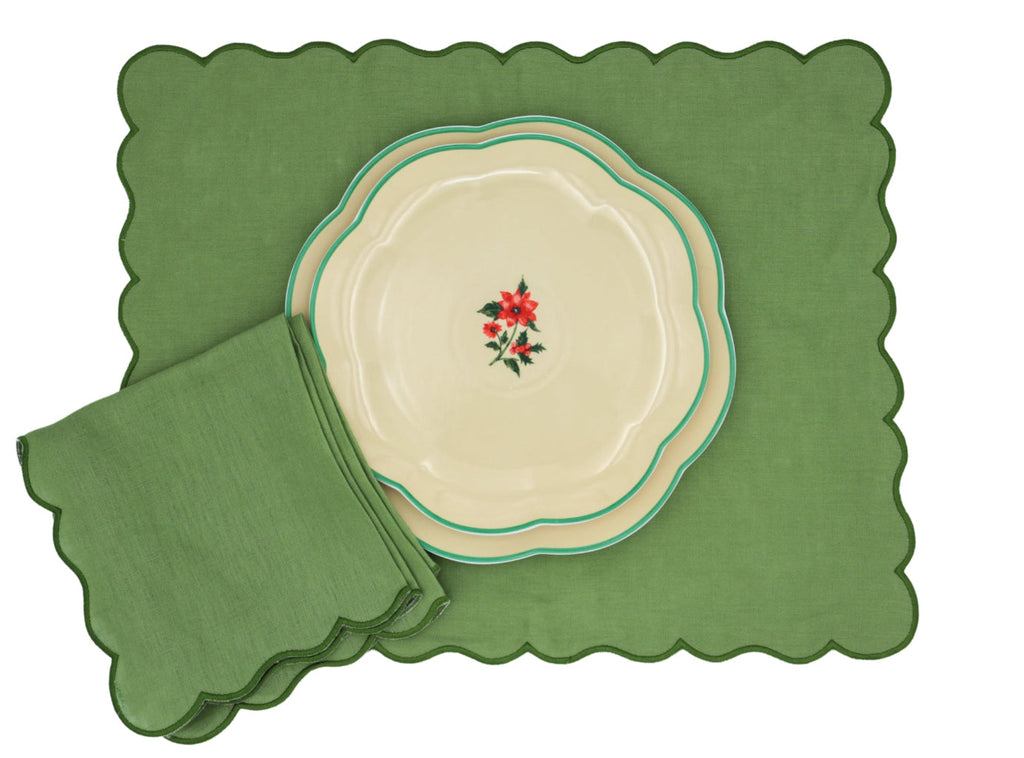 Festive Flora Scalloped Ceramic Dinner Plates – Case of 12 (+3 Bonus Plates)